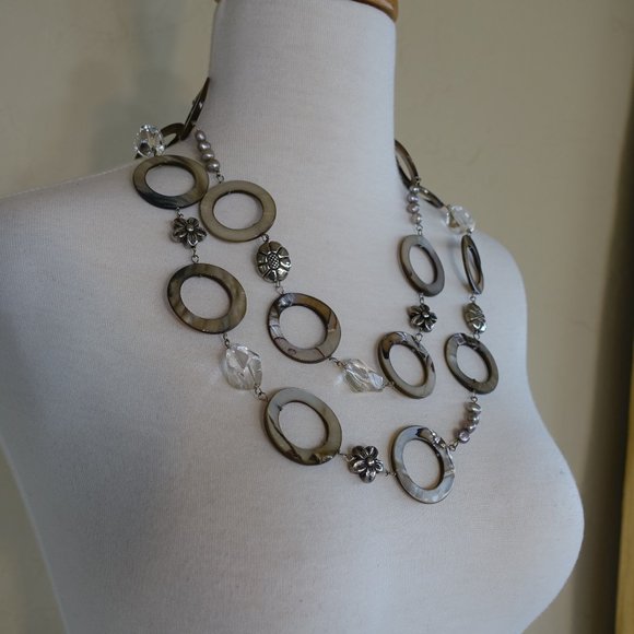 Long statement necklace--Abalone MOP, pearl, rock crystal - Picture 4 of 9